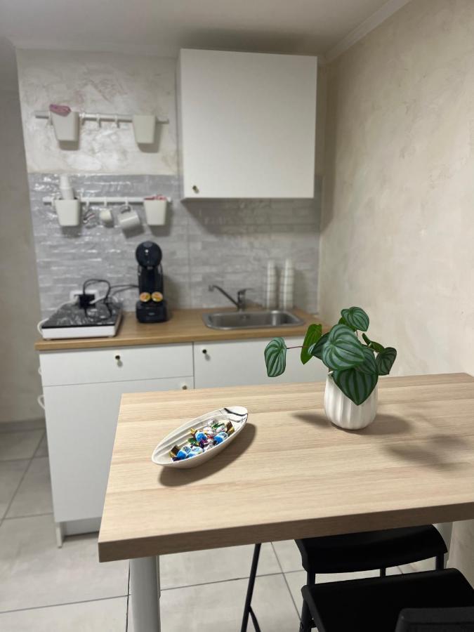 Appartement Maison Sabale' à Naples Extérieur photo